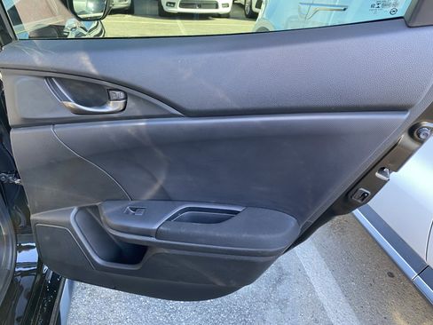 Used 2019 Honda Civic Sport image 19