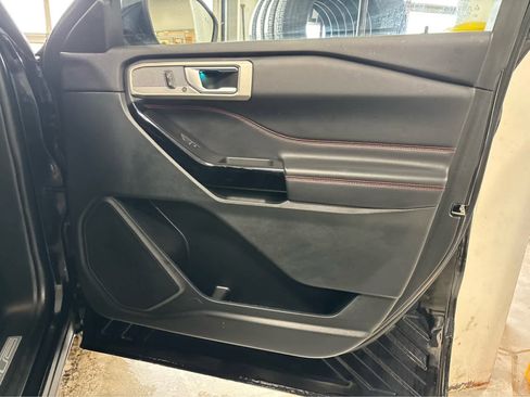 Used 2023 Ford Explorer ST-Line image 43