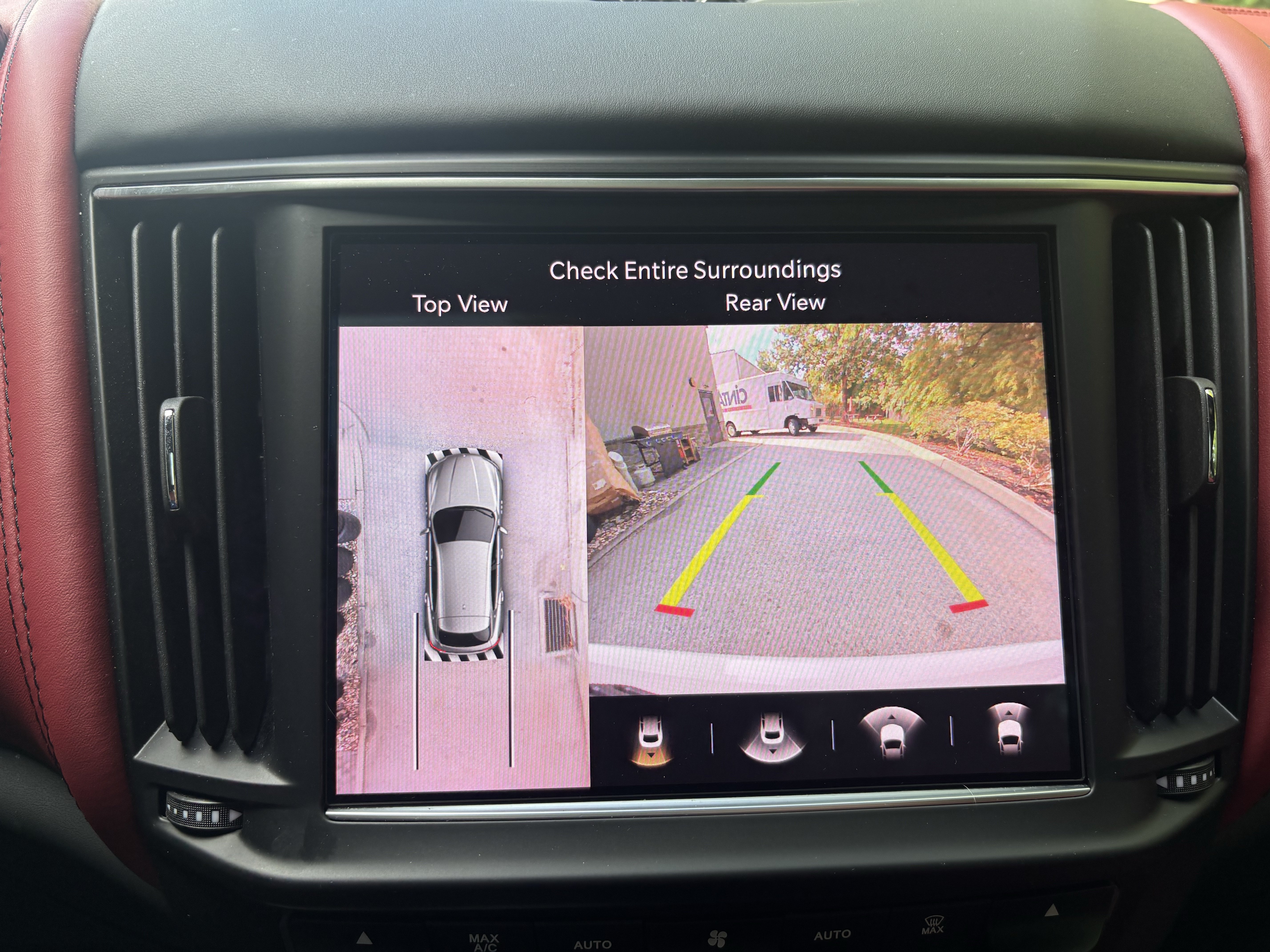 Used 2023 Maserati Levante GT AWD/4WD image 30