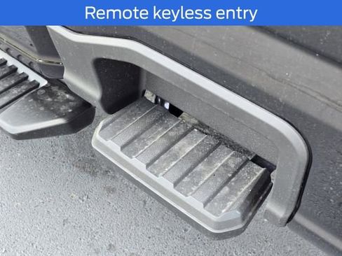 New 2025 Ford F250 XLT image 13