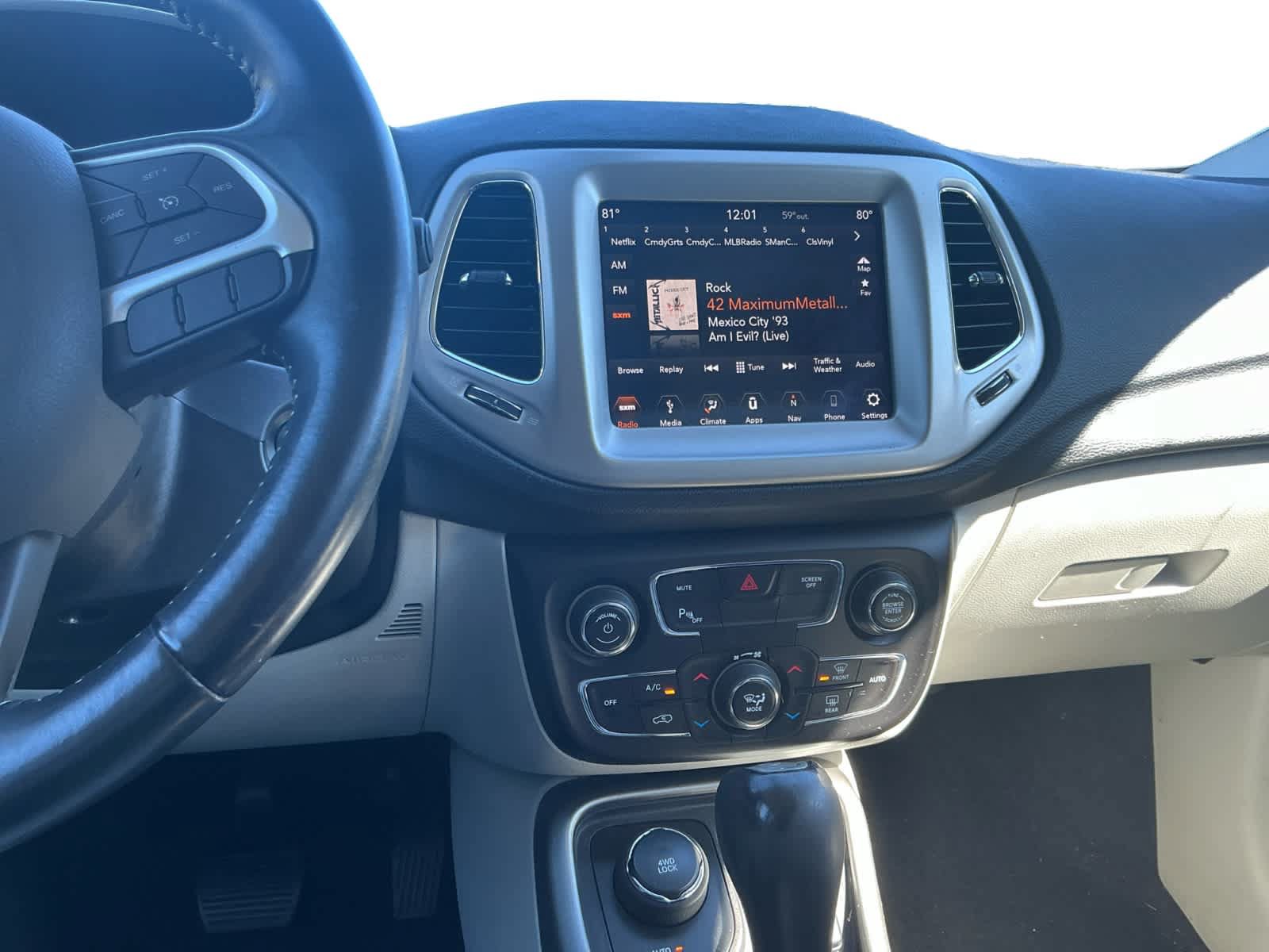 Used 2019 Jeep Compass Latitude w/ Popular Equipment Group AWD/4WD image 11