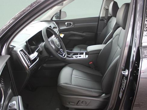 New 2025 Kia Sorento EX w/ Panoramic Sunroof Package image 12