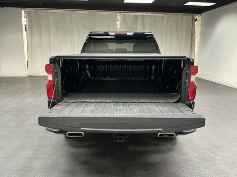 Used 2019 Chevrolet Silverado 1500 Custom w/ Trailering Package AWD/4WD image 22