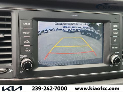 Used 2021 Kia Sedona EX FWD image 29