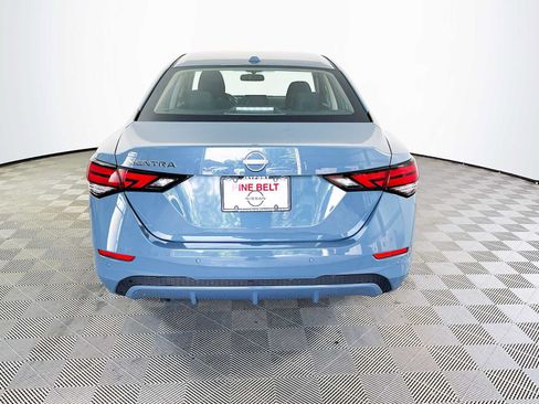 Used 2025 Nissan Sentra SV FWD image 5
