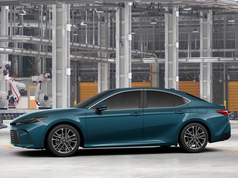 New 2026 Toyota Camry XLE FWD image 5