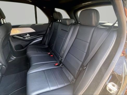 Used 2025 Mercedes-Benz GLE 350 4MATIC image 28