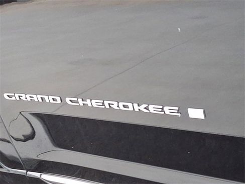 Used 2022 Jeep Grand Cherokee Summit image 30