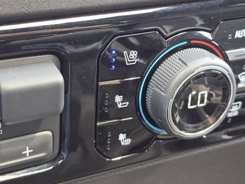 Used 2025 Chevrolet Silverado 1500 LTZ w/ LTZ Convenience Package II image 7