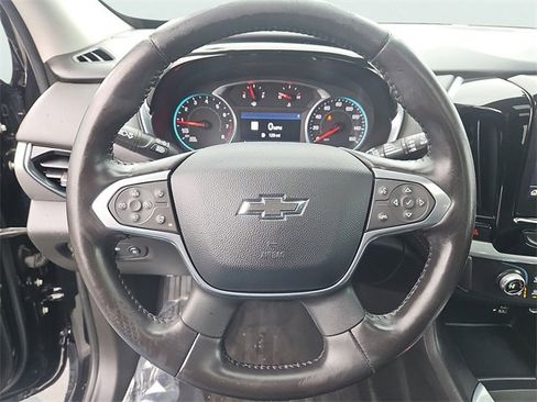 Used 2020 Chevrolet Traverse RS image 32