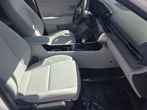 Used 2024 Hyundai Kona SEL FWD image 19