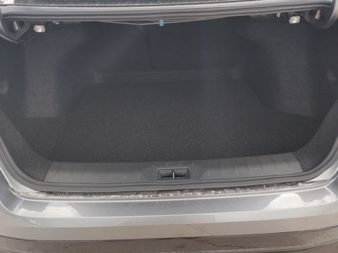 New 2026 Nissan Sentra SR w/ Floor Mat Package FWD image 16