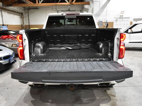 Used 2022 Chevrolet Silverado 1500 High Country AWD/4WD image 48