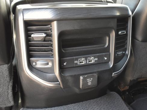 Used 2023 RAM 3500 Laramie AWD/4WD image 31