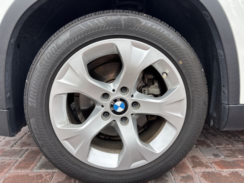 Used 2015 BMW X1 sDrive28i RWD image 13