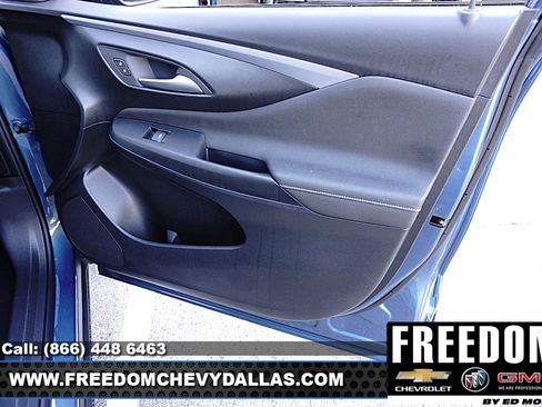 New 2026 Buick Envista Preferred FWD image 37