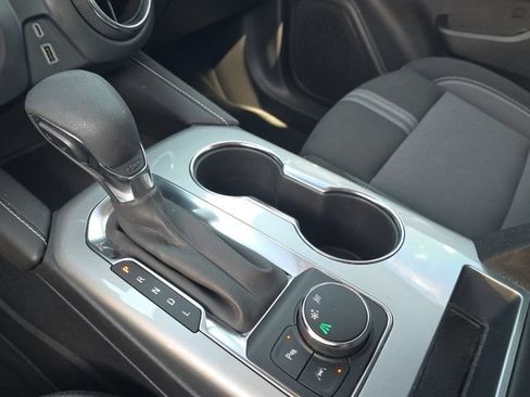 Used 2025 Chevrolet Blazer LT w/ Midnight/Sport Edition FWD image 35