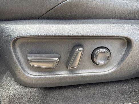Used 2025 Toyota 4Runner TRD Sport Premium AWD/4WD image 28