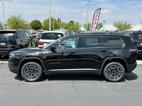 New 2026 Jeep Cherokee Limited AWD/4WD image 3