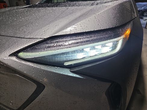 Used 2023 Subaru Solterra AWD image 10