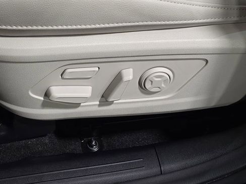 Used 2023 Kia Sorento SX Prestige image 36