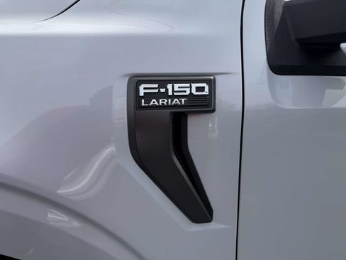 Used 2022 Ford F150 Lariat w/ Equipment Group 502A High AWD/4WD image 8