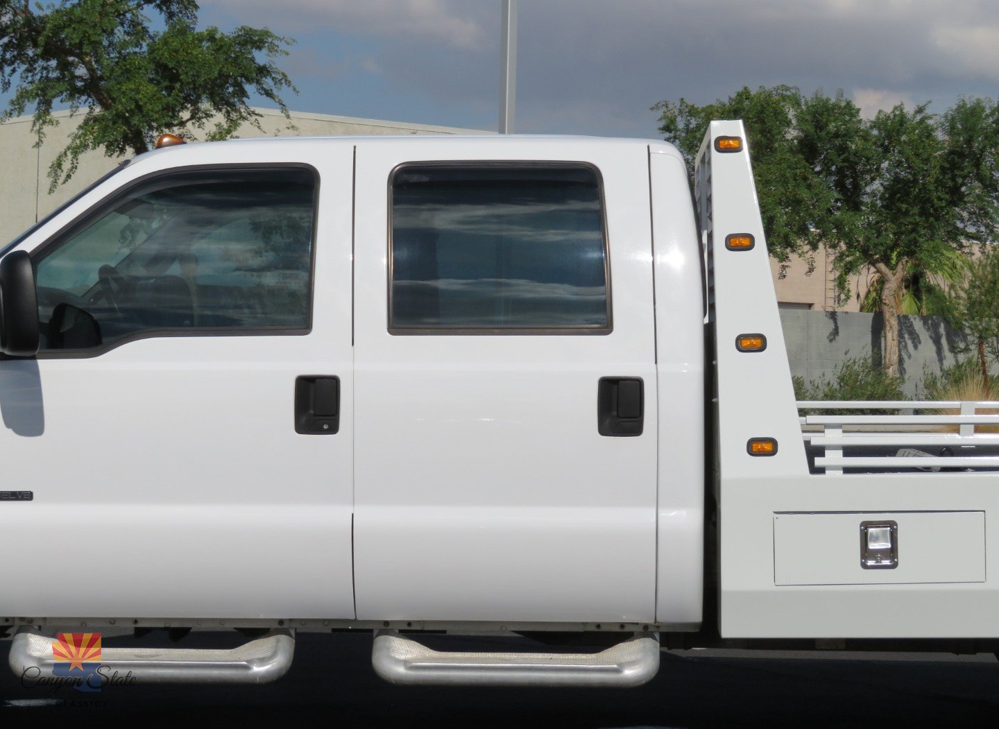 Used 1999 Ford F550 4x4 Crew Cab Super Duty image 19