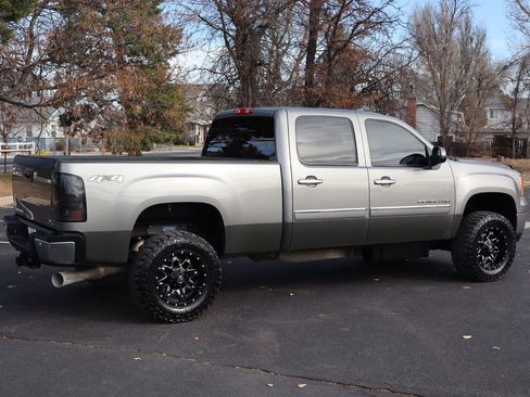 Used 2014 GMC Sierra 2500 Denali image 4