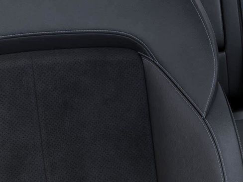 New 2025 Jeep Grand Cherokee L Altitude image 59