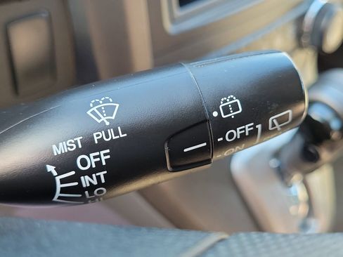 Used 2010 Honda CR-V LX image 19