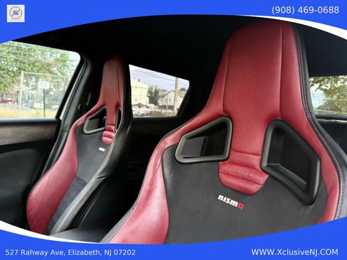 Used 2015 Nissan Juke NISMO RS image 10