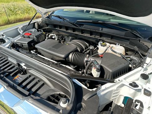 Used 2024 GMC Sierra 1500 SLT image 25