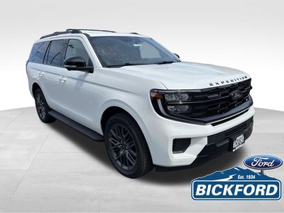 New 2026 Ford Expedition Platinum w/ Stealth Appearance Package