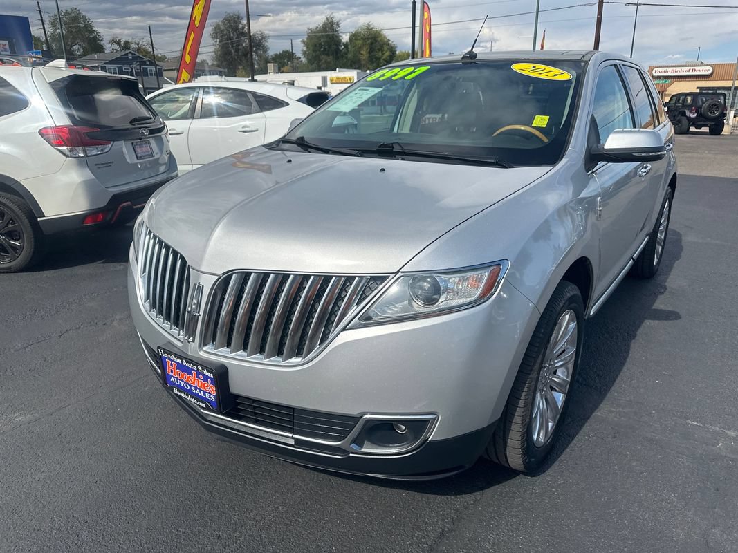 Used 2013 Lincoln MKX AWD image 2