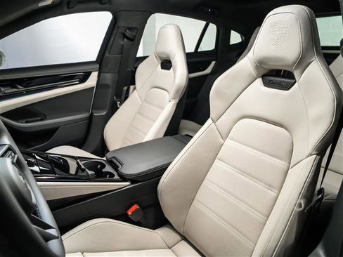 New 2026 Porsche Panamera Turbo image 5