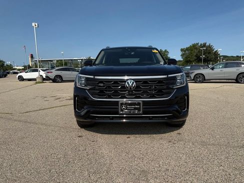 Used 2024 Volkswagen Atlas SEL Premium R-Line AWD/4WD image 9