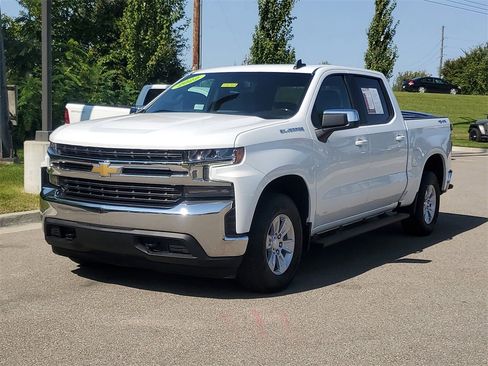 Used 2022 Chevrolet Silverado 1500 LT image 2
