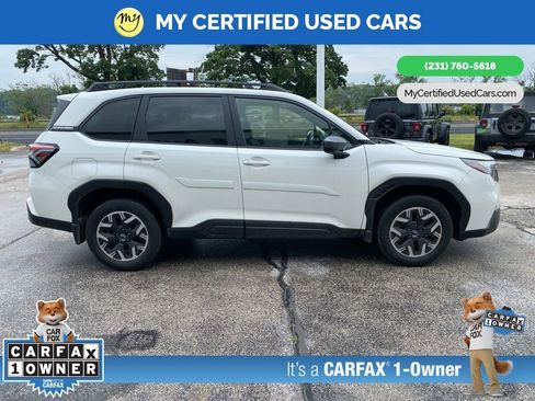 Used 2025 Subaru Forester Premium AWD/4WD image 4