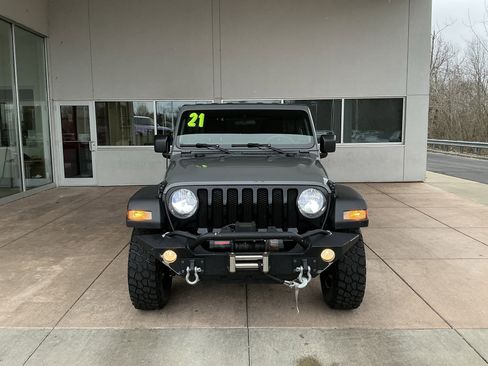 Used 2021 Jeep Wrangler Unlimited Sport image 2
