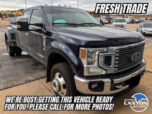 Used 2022 Ford F350 XLT w/ XLT Premium Package image 3
