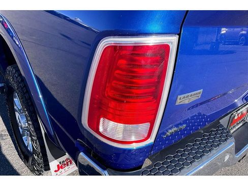 Used 2017 RAM 2500 Laramie image 30