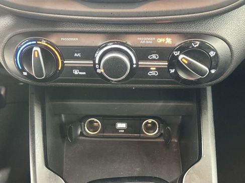 Used 2024 Kia Soul LX w/ Option Group 015 FWD image 13