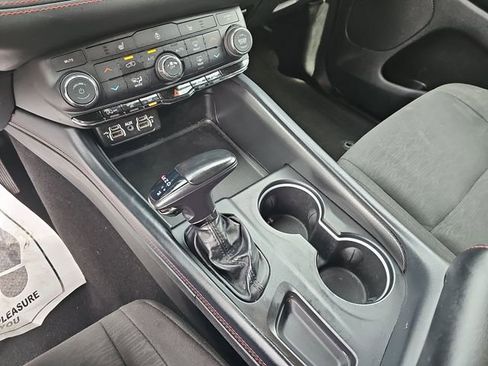 Used 2023 Dodge Durango GT RWD image 29