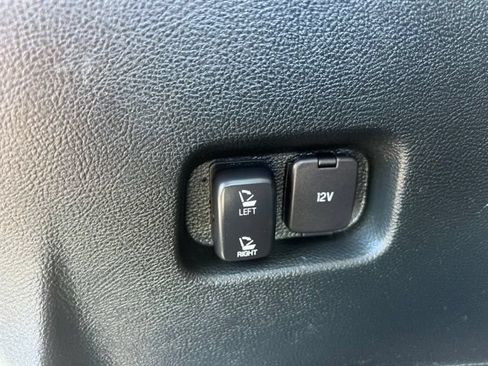 Used 2019 Ford Edge SEL w/ Equipment Group 201A AWD/4WD image 16