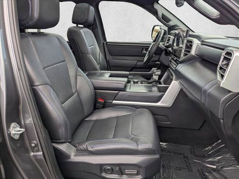Used 2024 Toyota Tundra Platinum AWD/4WD image 21