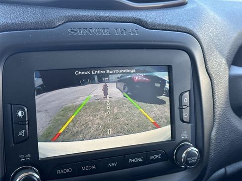Used 2016 Jeep Renegade Limited AWD/4WD image 24