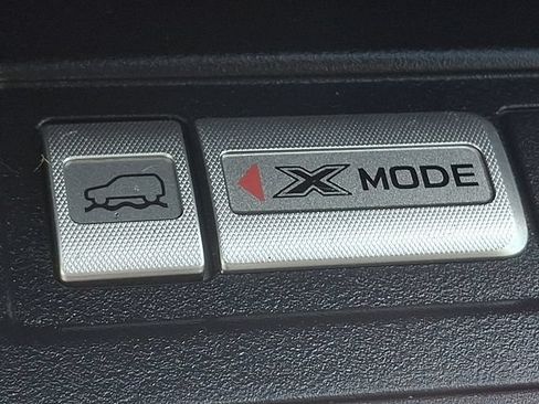Used 2015 Subaru Forester 2.5i Limited AWD/4WD image 27