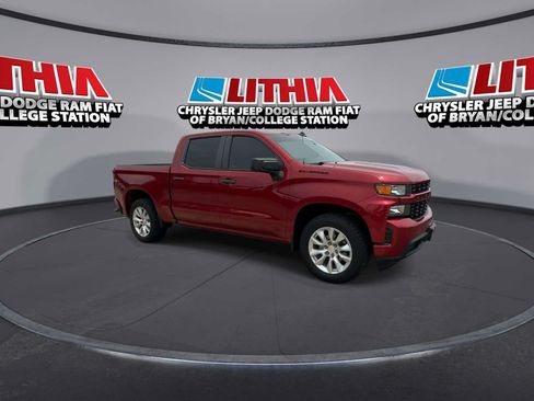 Used 2022 Chevrolet Silverado 1500 Custom w/ LPO, Dark Essentials Package RWD image 2