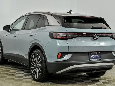 Certified 2023 Volkswagen ID.4 Pro S Plus image 4