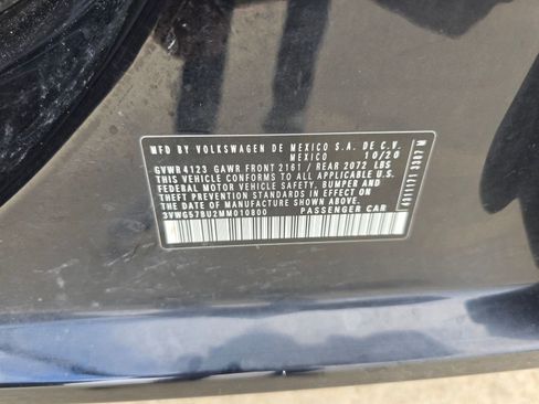 Used 2021 Volkswagen Jetta SEL Premium image 17